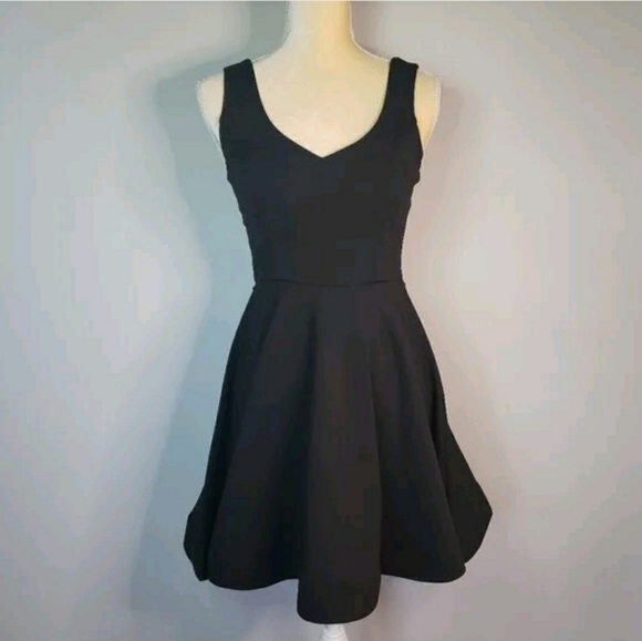 Trixxi Dresses & Skirts - Trixxi Clothing Co sz 3 Dress Lace Backing Fit&Flare Lace Back Sleeveless LBD